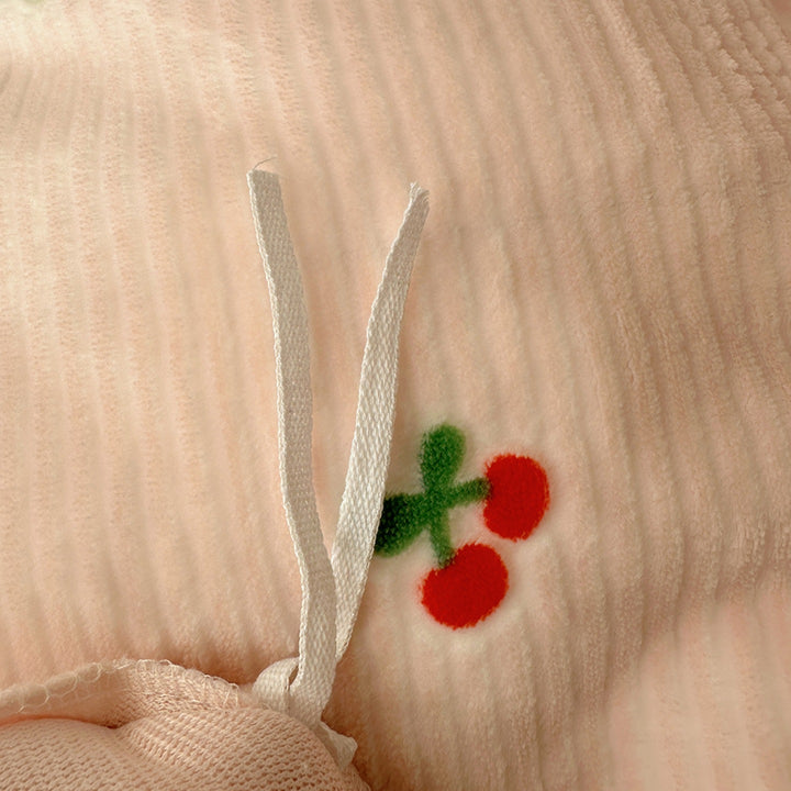 Gemütliches Floral gesticktes Bettbezugset