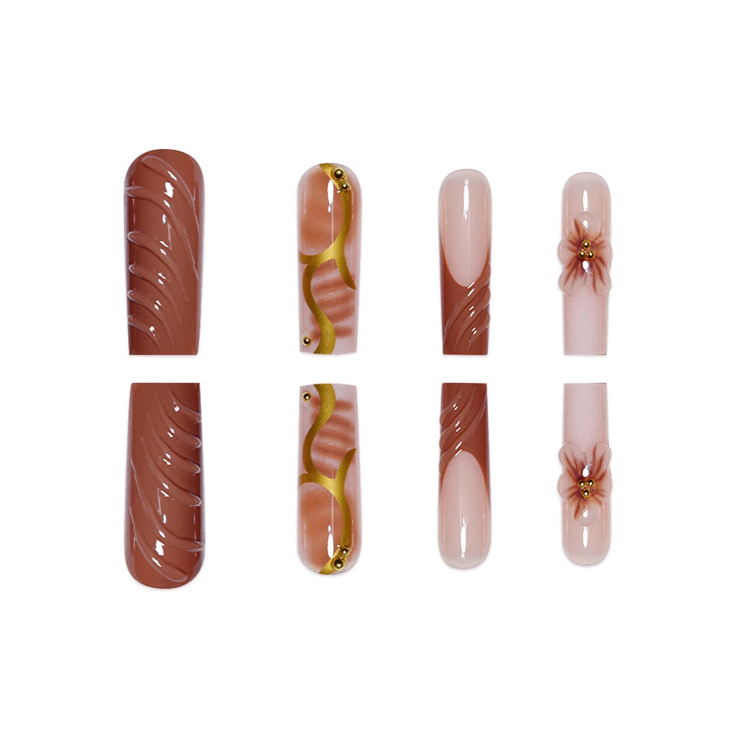 Florale Nagelkunstverlängerungen Karnz