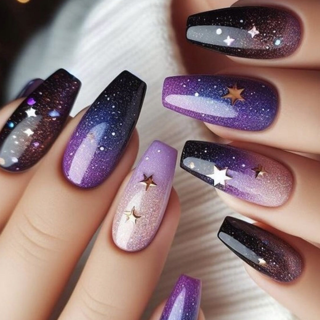 Galaxie-inspirierte 3D-Nagelkunst-Verlängerungen Karnz
