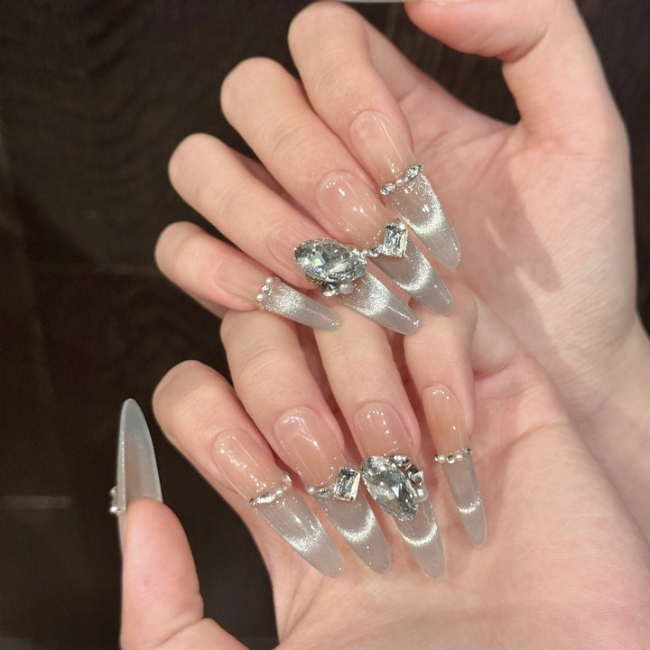 Glamouröse mit Strass besetzte Press-On Nägel Set
