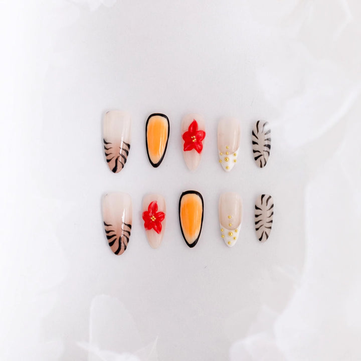 Künstlerisches florales Nail Art Set