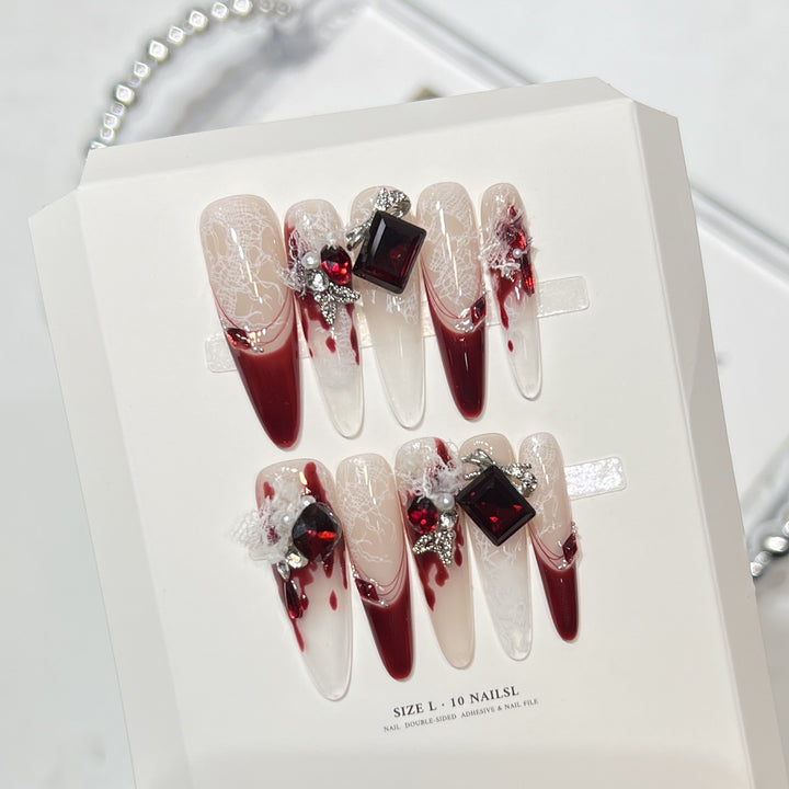 Elegantes dekoratives Press-On-Nagelkunst-Set Karnz
