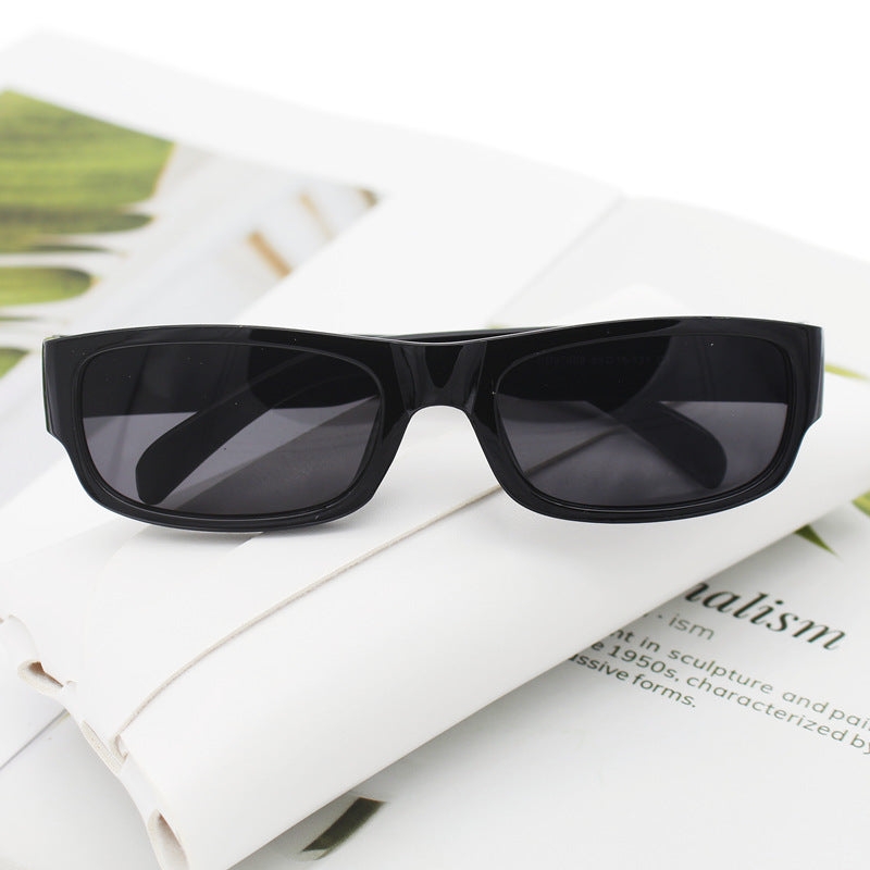 Damen modische Sonnenbrille im stylischen Rechteckdesign Karnz