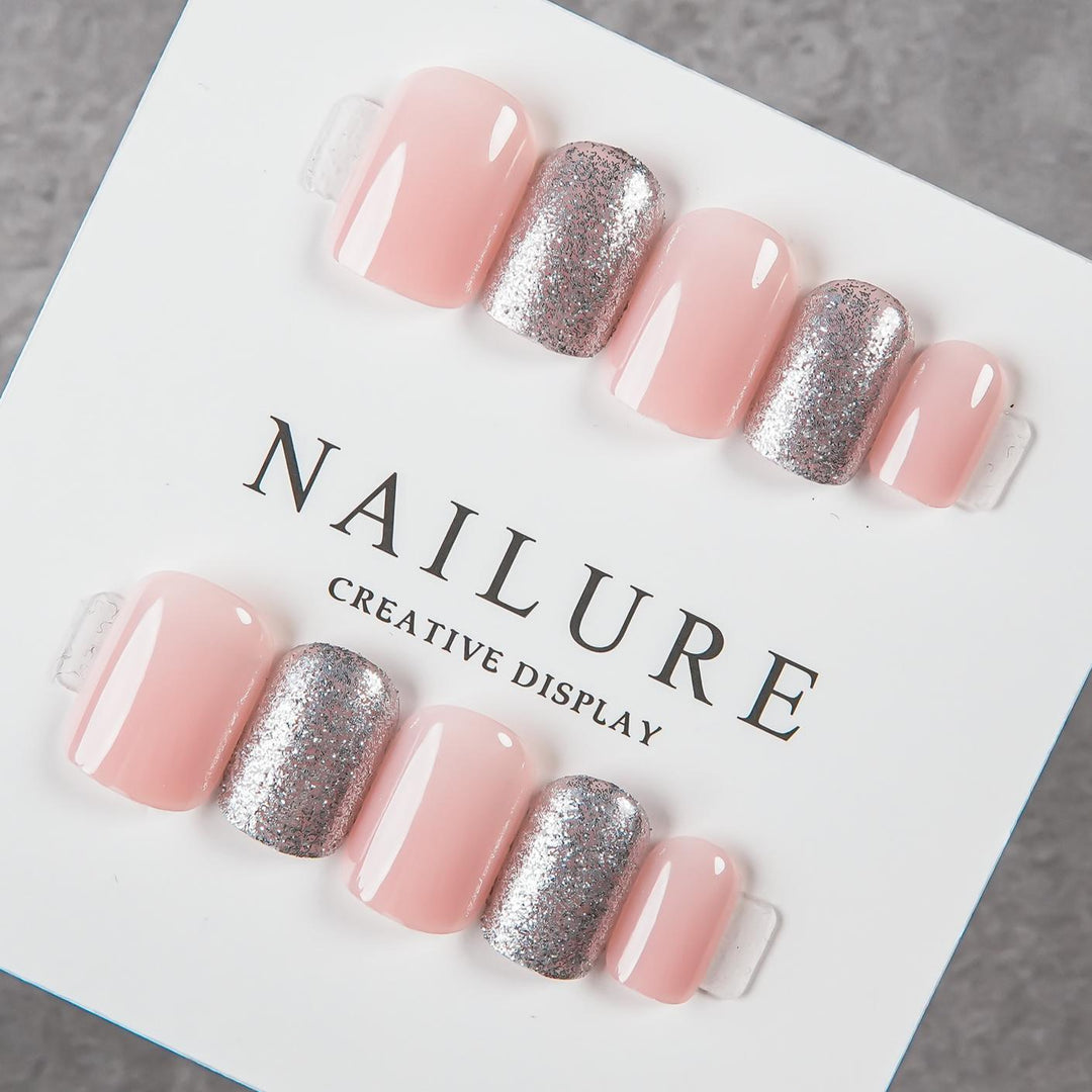 Kreatives Press-On Nagelkunst Set