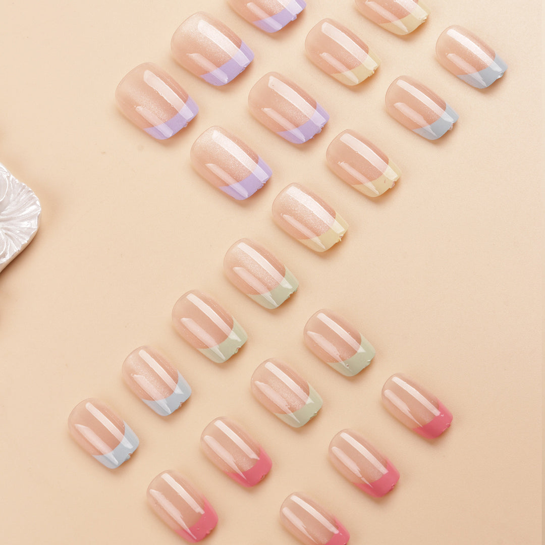 Künstlerisches farbenfrohes French Tip Press-On Nail Set Karnz