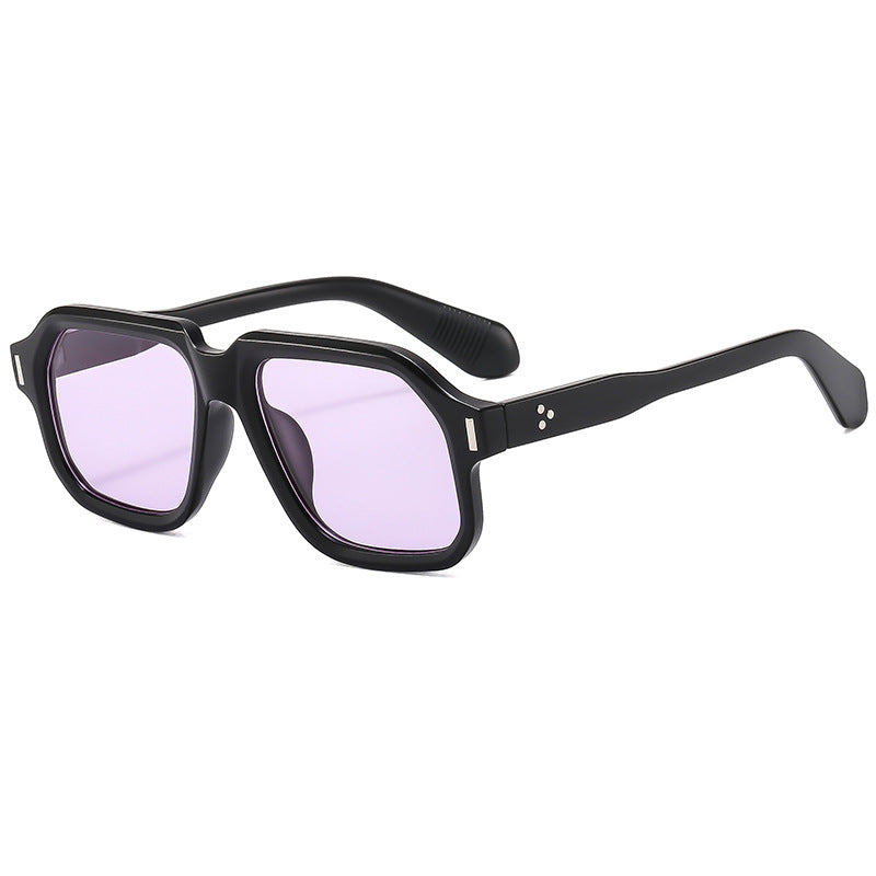 Damen Elegante und stylische Sonnenbrille im modernen Design Karnz