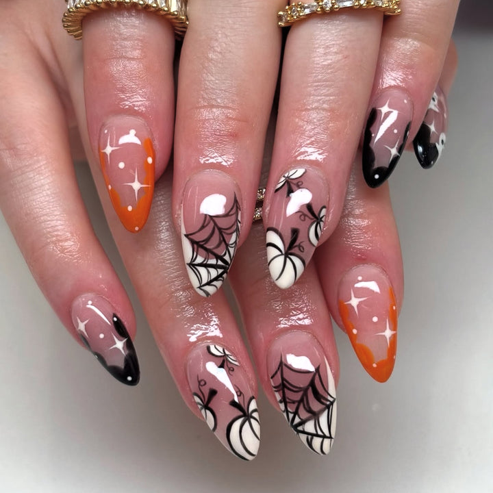 Halloween Kunstnagelset mit gruseligen Motiven Karnz