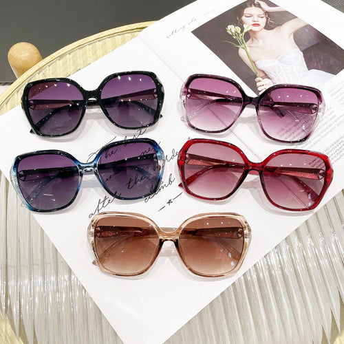 Damen oversized Sonnenbrille im eleganten Schmetterlingsdesign Karnz