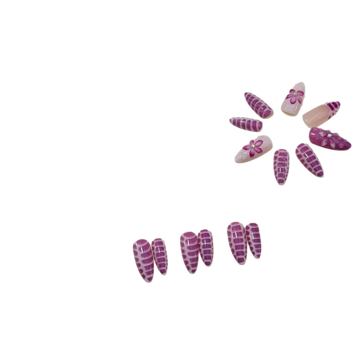 Premium Floral Press-On Nails Karnz