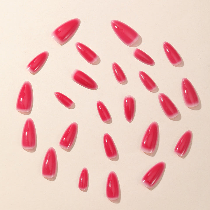 Glänzende Ombre Stiletto Nagelverlängerungen Karnz