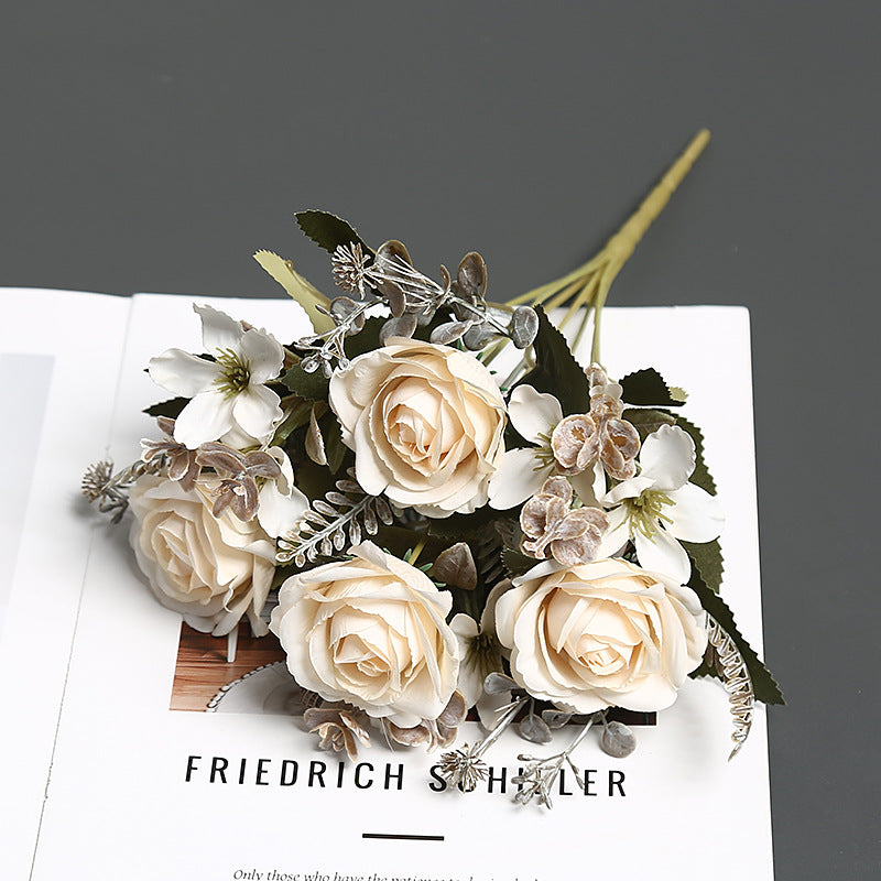 Faux Blumenstrauß für die Indoor-Heimdekoration