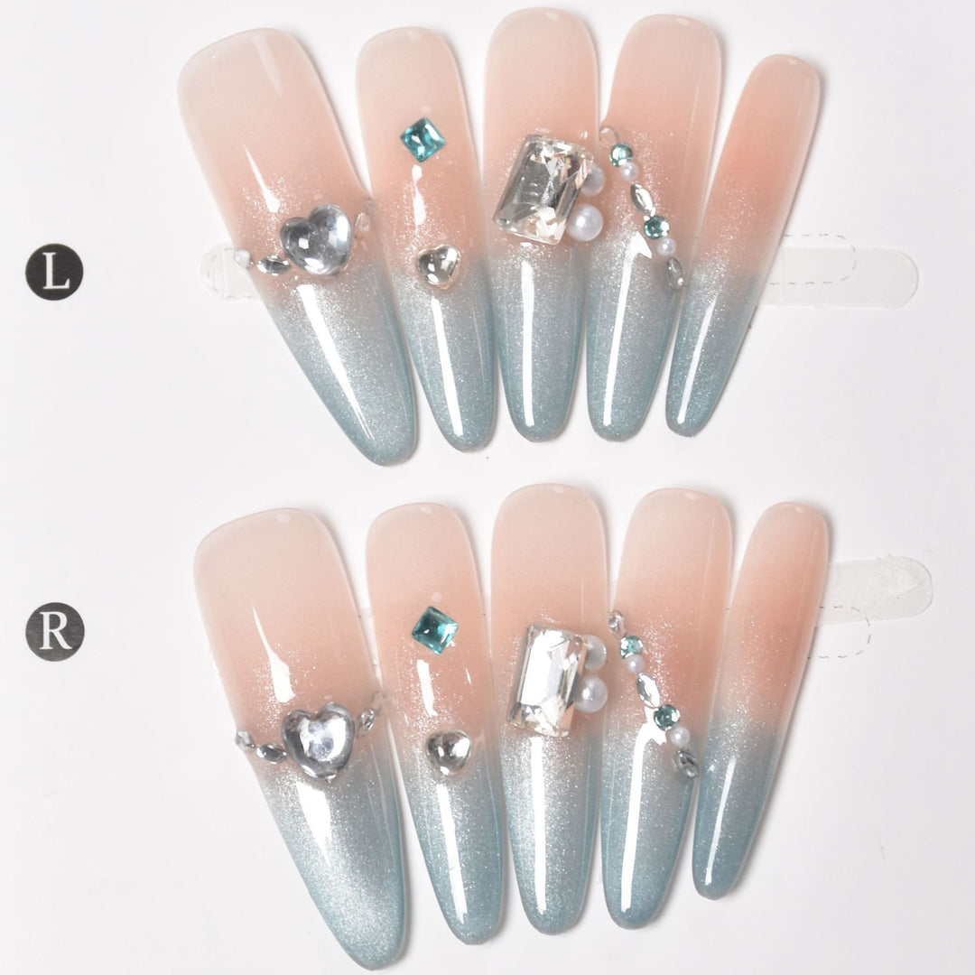 Elegante Strass-beschmückte Stiletto Press-On Nagelset Karnz