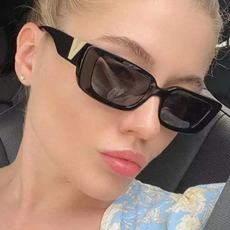 Retro-inspirierte geometrische Rahmen-Sonnenbrille Karnz