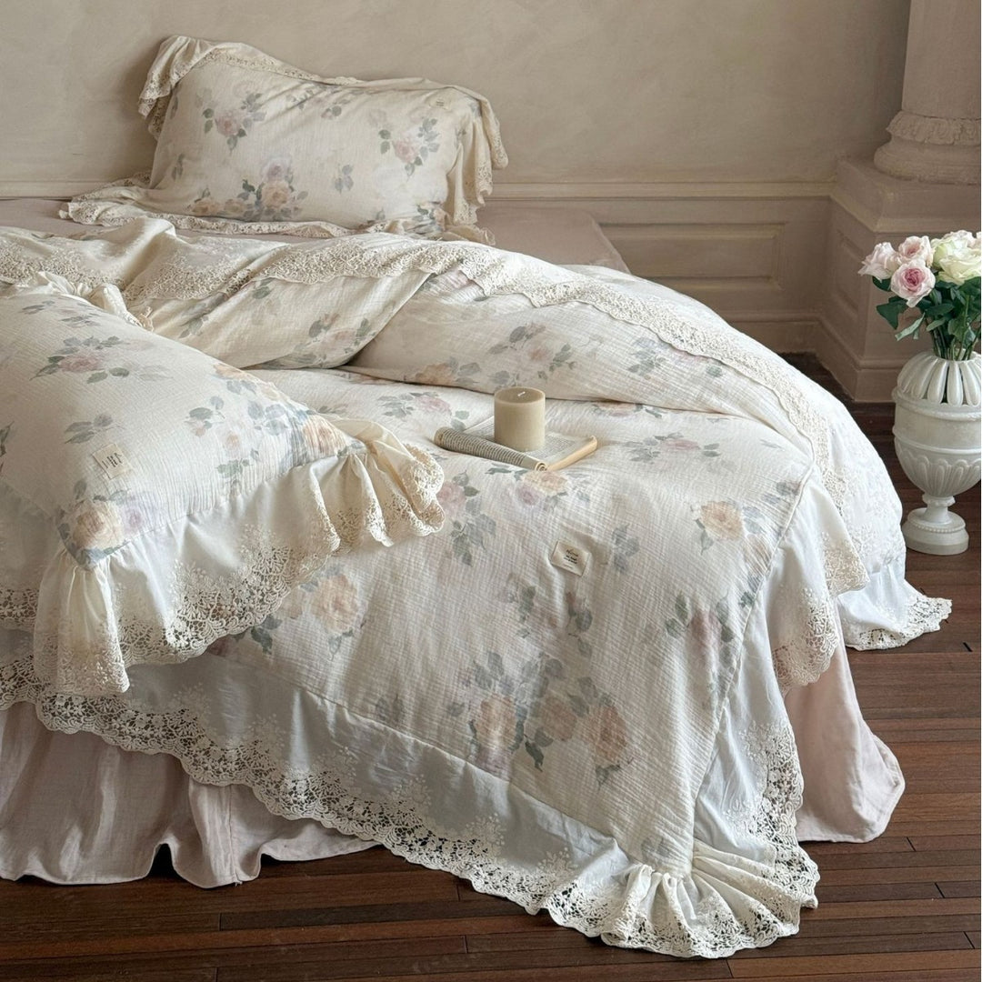 Vintage-inspiriertes Blumen-Bettwäsche-Set aus Leinen-Mischgewebe mit Häkelspitze