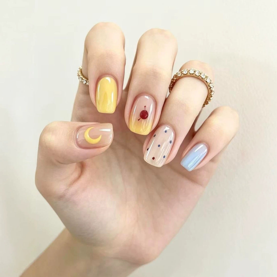 Künstlerische Nagelverlängerungen