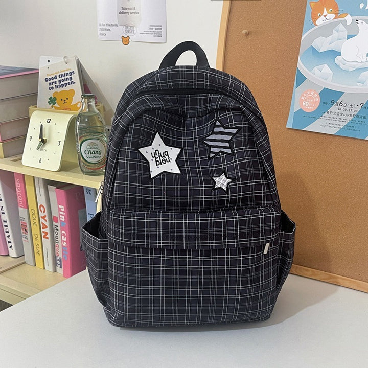 Stylischer praktischer Rucksack mit Karomuster Karnz