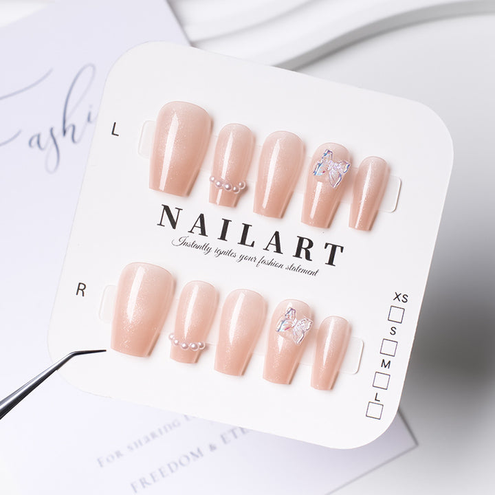 Dekorativer Fashion-Nagel-Set Karnz