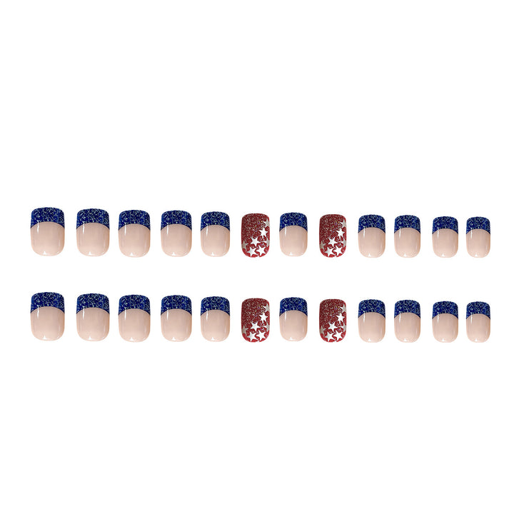 Glitzernde Nagelkunst Karnz
