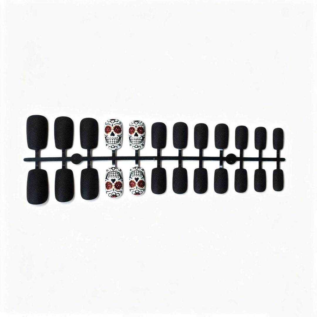 Künstlerisches Skull- und Blumen-Nail-Art-Set