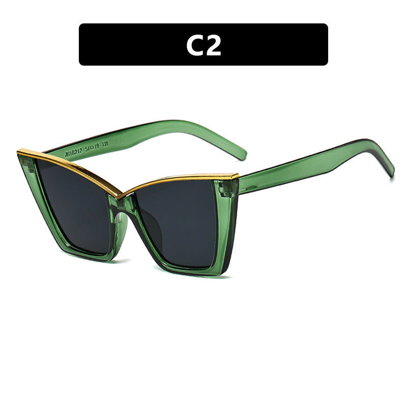 Damen extravagante Sonnenbrille mit einzigartigem Design und goldenen Akzenten Karnz