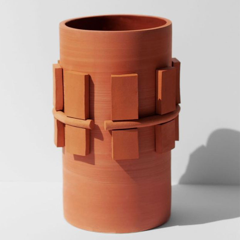 Skulpturale Keramikvase mit einzigartigem Akzent