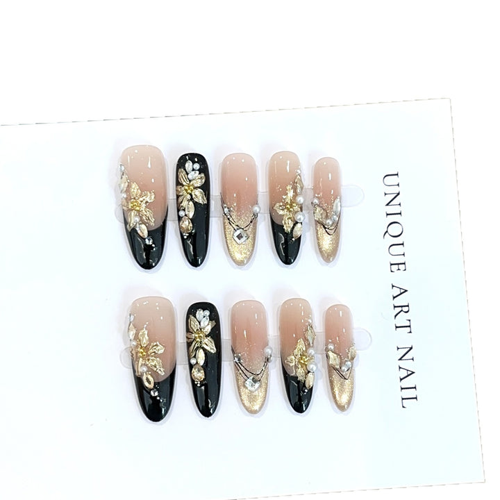 Luxuriöses Floral-Perlen-Nagelkunst-Set zum Aufkleben