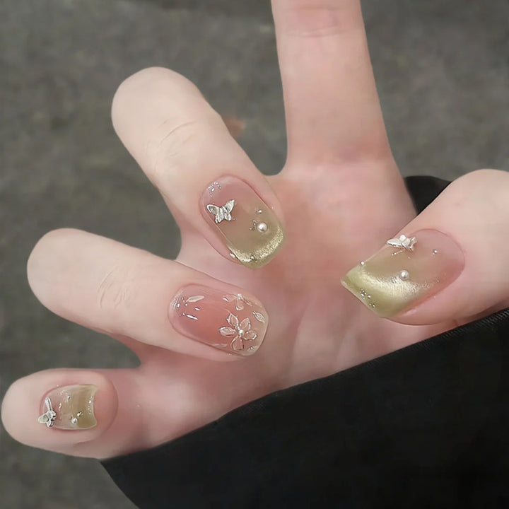 Floral Butterfly Press-On Nagelkunst Karnz