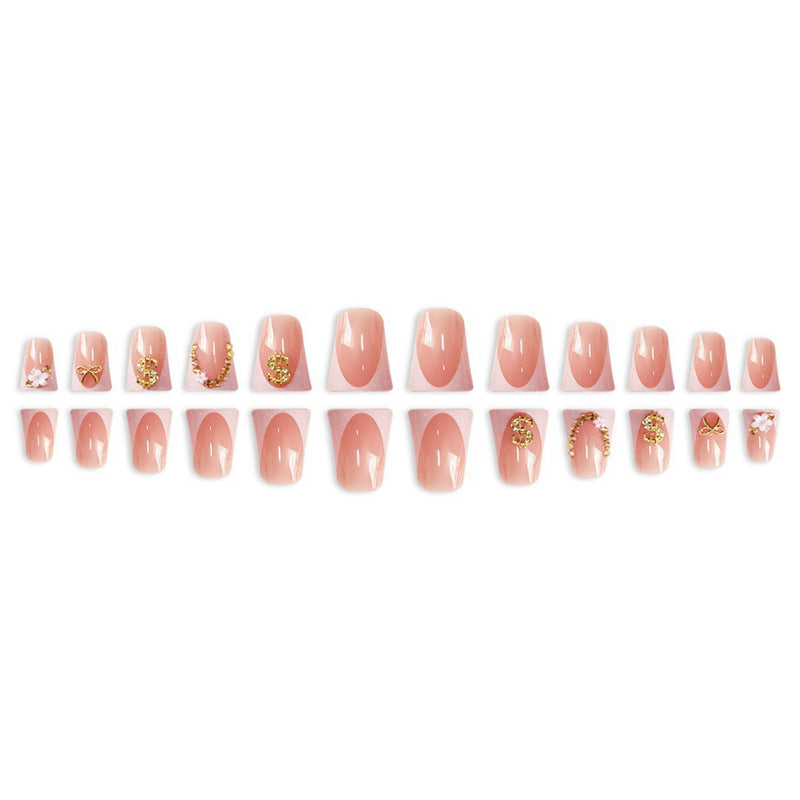 Dekoratives Nagelkunst-Set mit 3D Akzenten Karnz