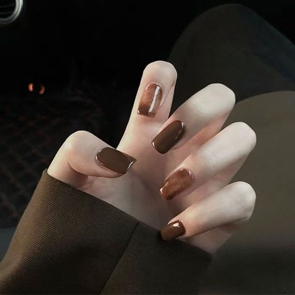 Elegante Nagelpflege Karnz