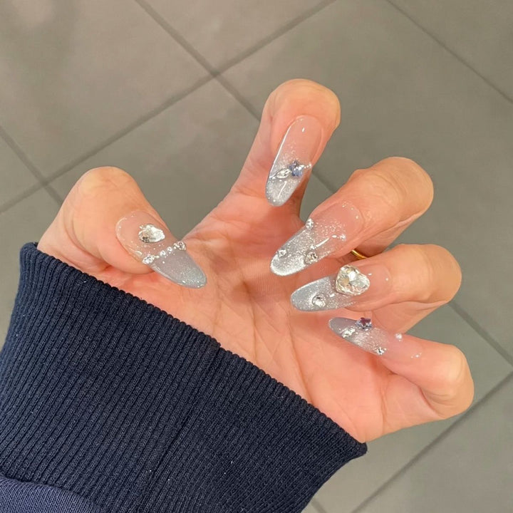 Künstlerisches Press-On-Nagelset mit Sternenmotiv Karnz