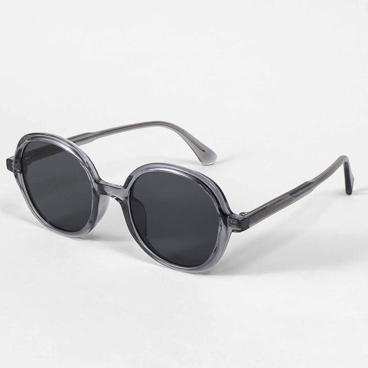 Damen modische Sonnenbrille mit robustem und stylischem Rahmen Karnz