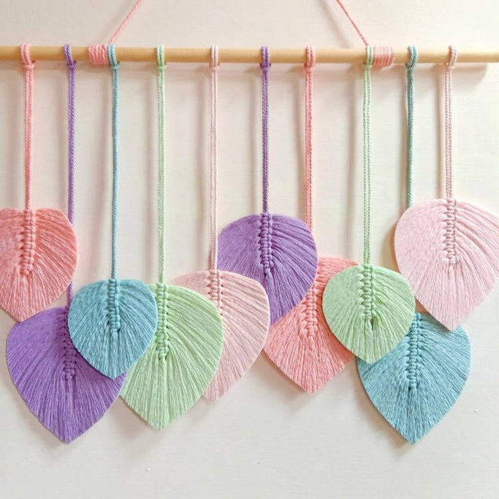 Woven Heart Wandbehang Karnz