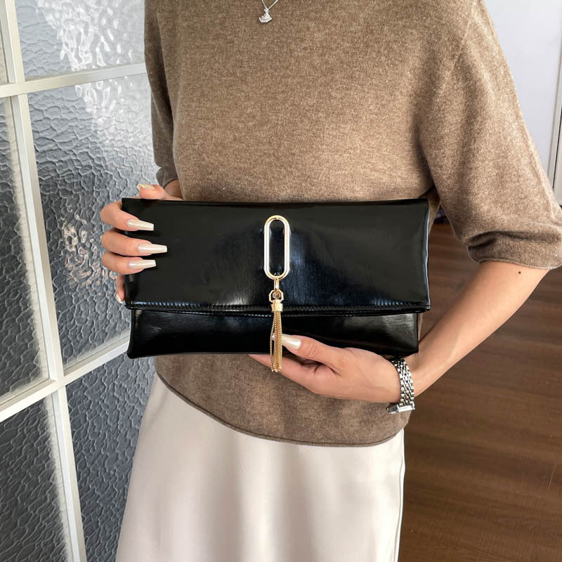Glamouröse Metallic Abend-Clutch