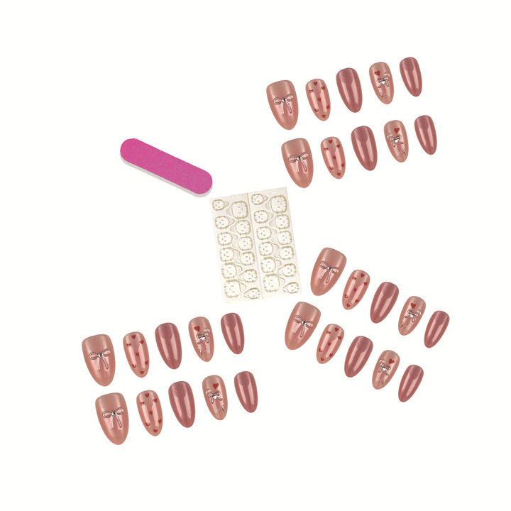 Dekorativer Herz-Themen Press-On Nagelset