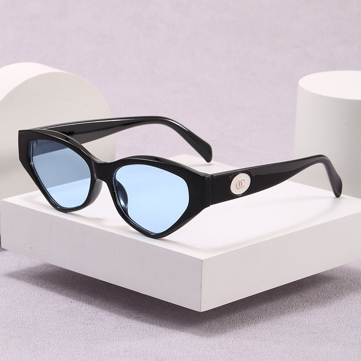 Damen modische Sonnenbrille im eleganten Design Karnz