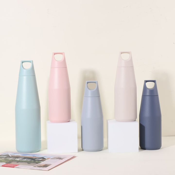 Isolierte Wasserflasche Karnz