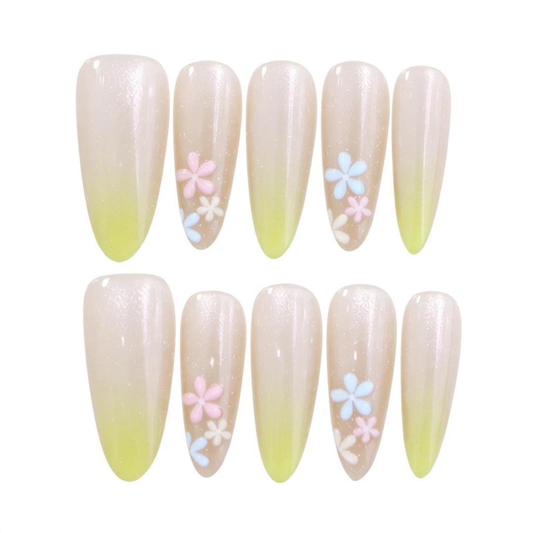 Elegante Ombre Press-On Nail Set mit floralen Akzenten Karnz