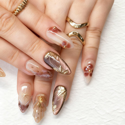 Kunstvolle Nagellackkollektion Karnz