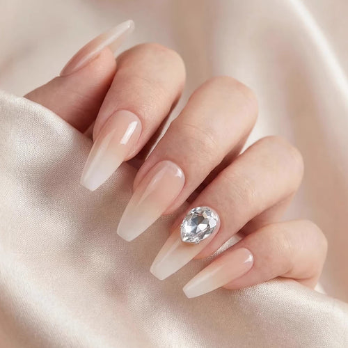 Elegante Lange-Stiletto-Nagelverlängerungen Karnz
