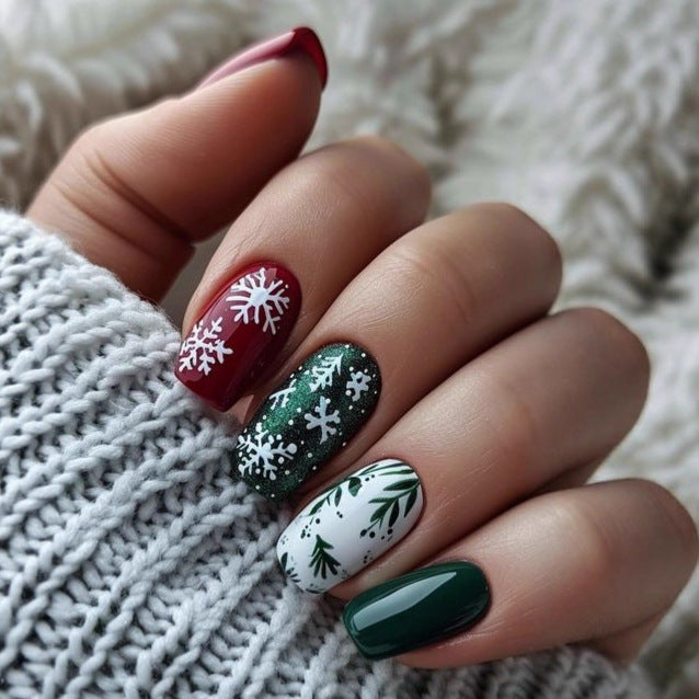 Kunstnägel Im Festlichen Winterdesign Karnz