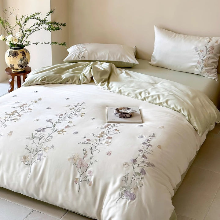 Seiden-Effekt Botanisch Besticktes Bettbezug-Set mit Micro-Satin Rückseite