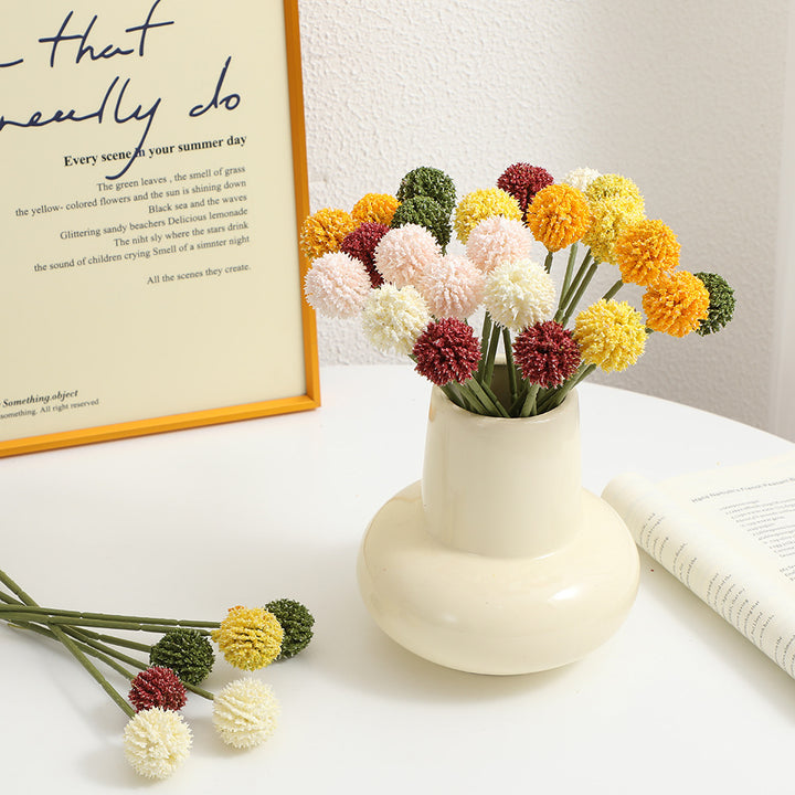 Künstlicher Blumenstängel mit detaillierten Blüten Karnz