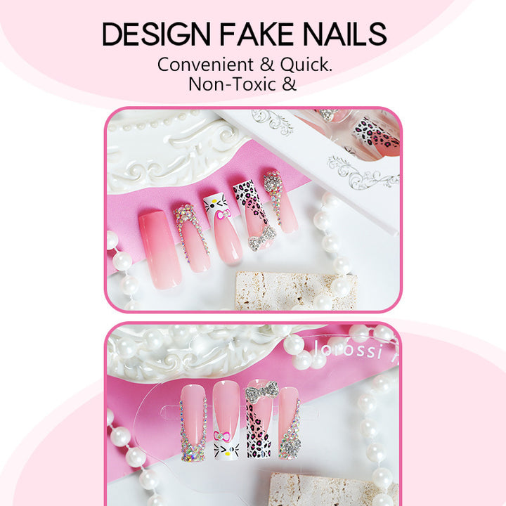 Glamouröses Kunstnagelset mit funkelnden Strassverzierungen und kreativen Tiermotiven Karnz