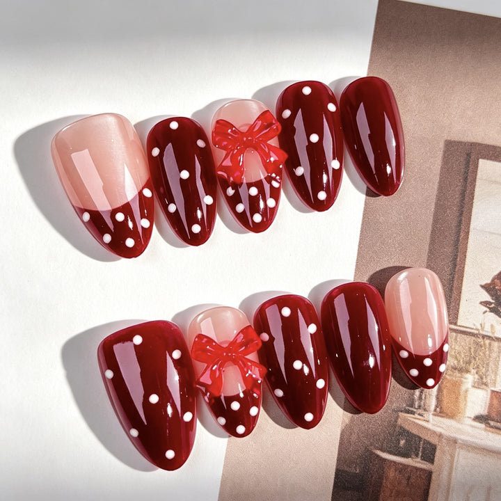Bow-Verzierte Press-On Nagelset