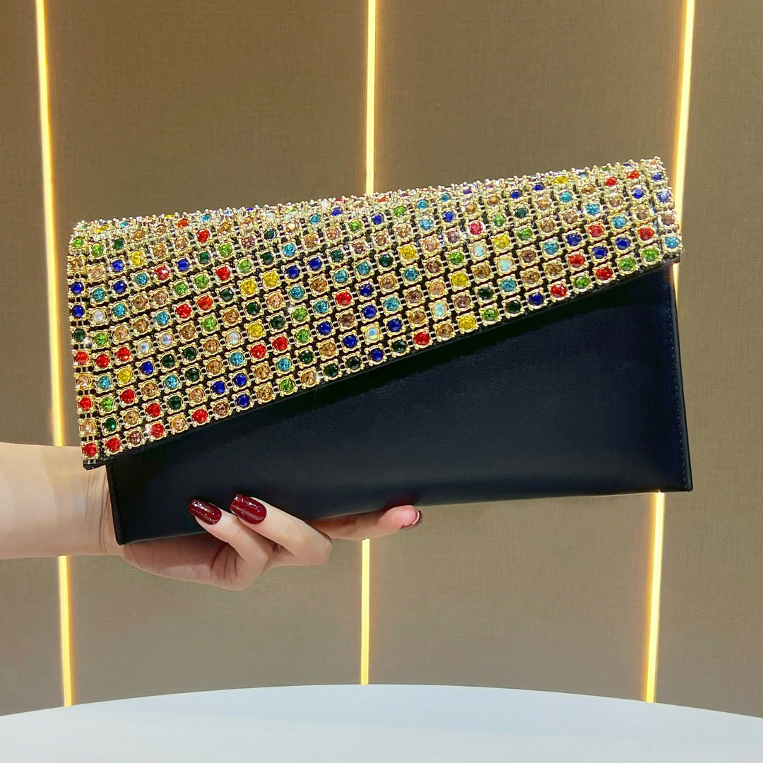 Glamouröse Strass-Clutch