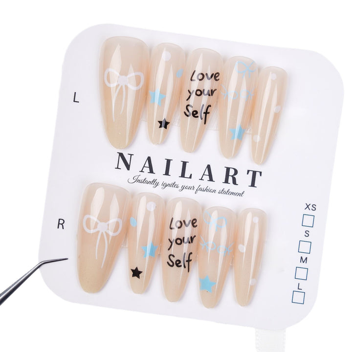 Dekoratives Press-On-Nagel-Set mit skurrilen Mustern Karnz