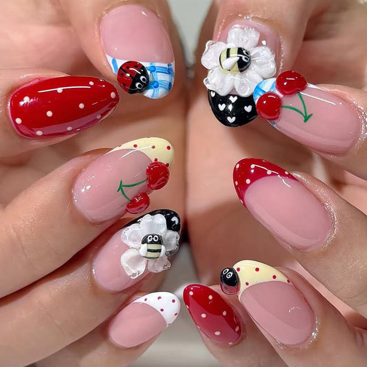 Dekoratives 3D Obst- und Insekten-Nagelkunst-Set Karnz