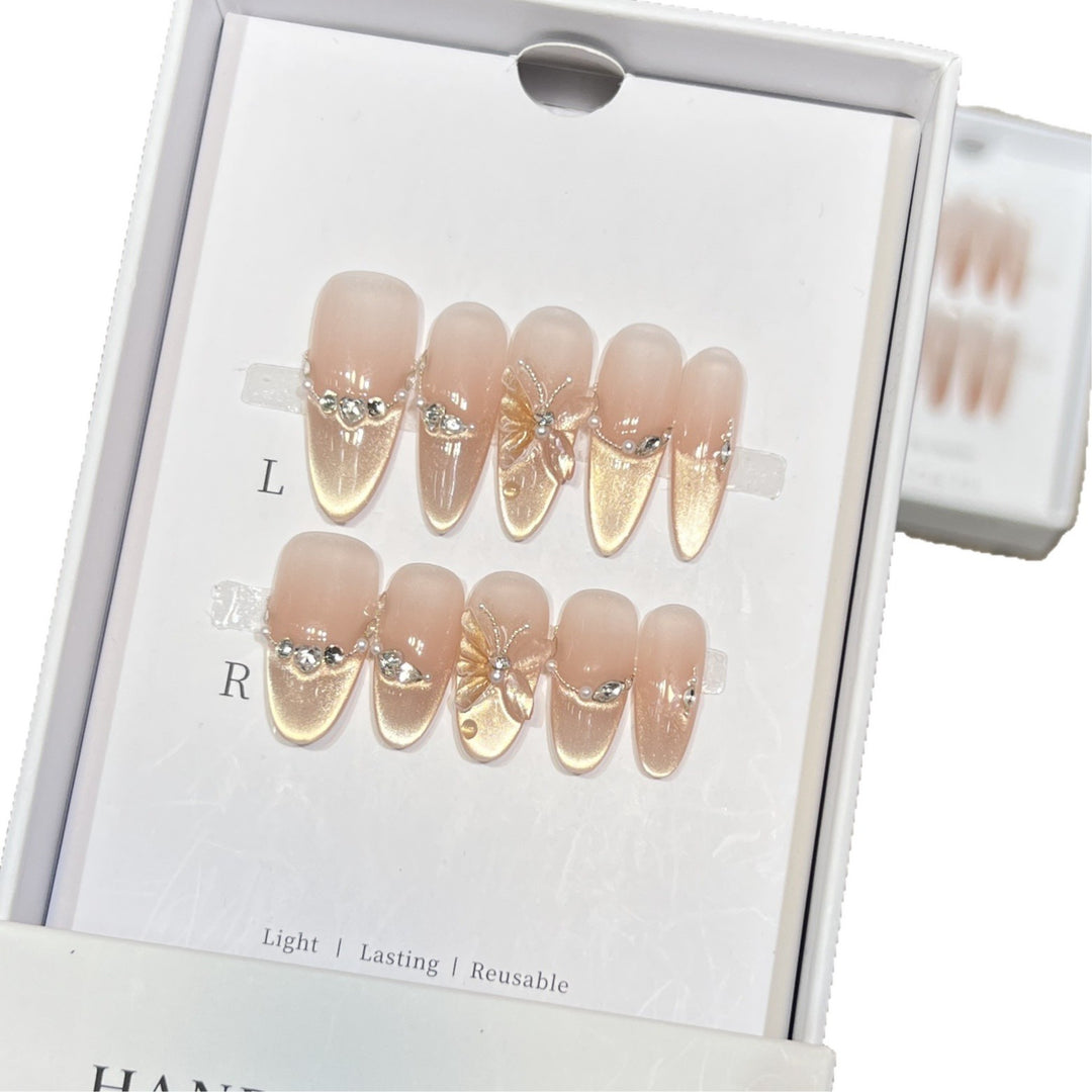 Elegante Schmetterling-Akzent Druck-Nagel-Set Karnz