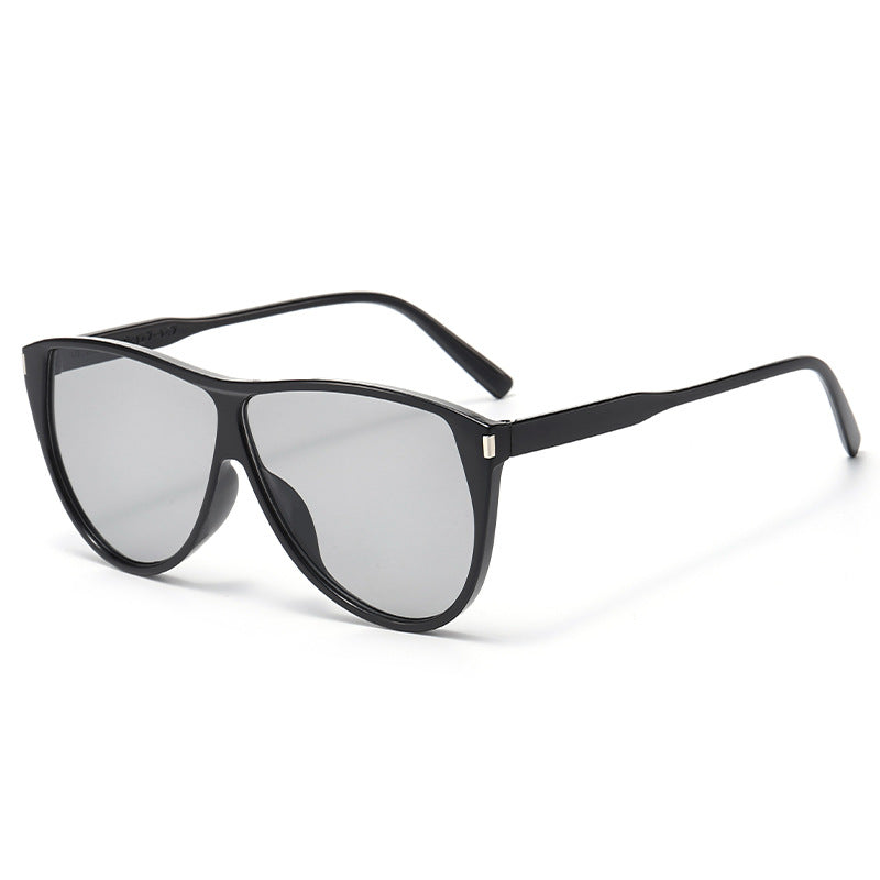 Damen moderne Cat-Eye Sonnenbrille mit schützendem UV-Filter und stilvollem Rahmen Karnz