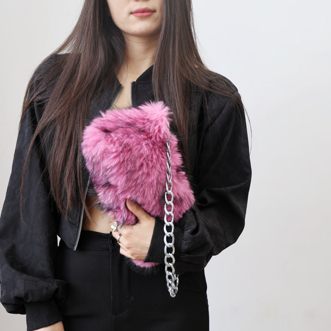 Faux Fur Clutch Tasche